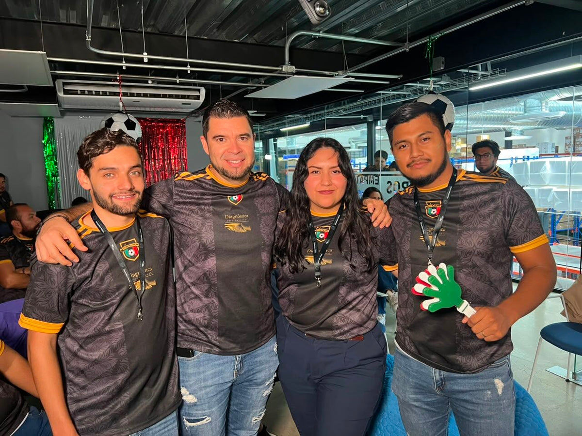 Celebrando el debut de México